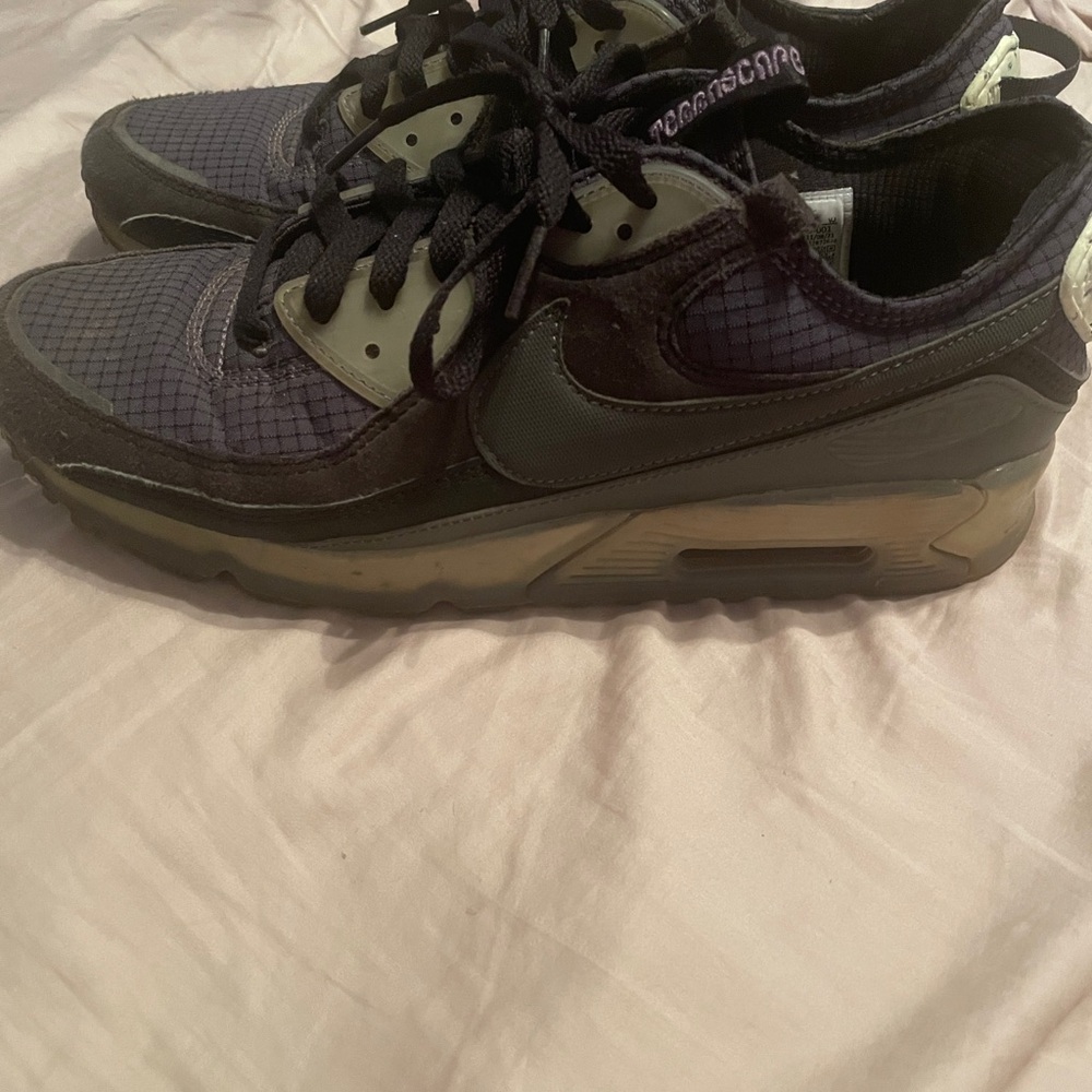 Nike Black and Purple Athletic Shoes